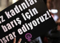 Kadınlar barışta ısrarcı Kadınlar barışta ısrarcı