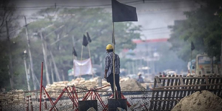 Myanmar’da patlama: En az 45 kişi yaşamını yitirdi Myanmar’da patlama: En az 45 kişi yaşamını yitirdi