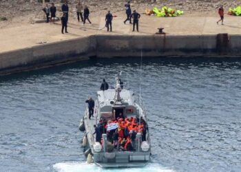 İsrail’in alıkoyduğu Küresel Sumud Filosu aktivistleri Girit Adası’na bırakıldı