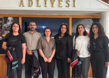 Cihan Bilgin ve Nazım Daştan anmasına açılan dava ertelendi Cihan Bilgin ve Nazım Daştan anmasına açılan dava ertelendi