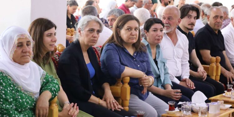 Behiye Sevim ile Süleyman Bakır’ın taziyelerine kitlesel ziyaret