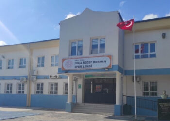 Foça Spor Lisesi kapatılıyor