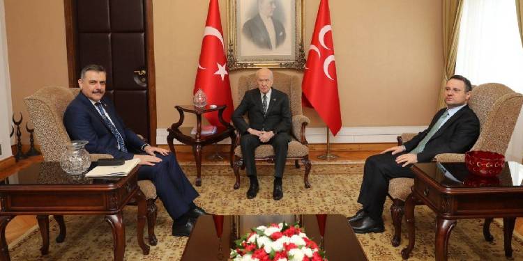 Gürlek ve Çiftçi’den Bahçeli’yi ziyaret Gürlek ve Çiftçi’den Bahçeli’yi ziyaret