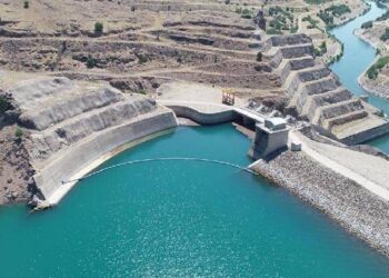 Dicle ve Fırat havzası ekolojik kırım kuşatmasında: 244 HES ve GES faaliyette, yüzlercesi proje aşamasında
