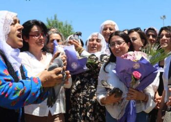 32 yılın ardından tahliye olan kadınlar: Üzerimize çok fazla sorumluluk düşüyor