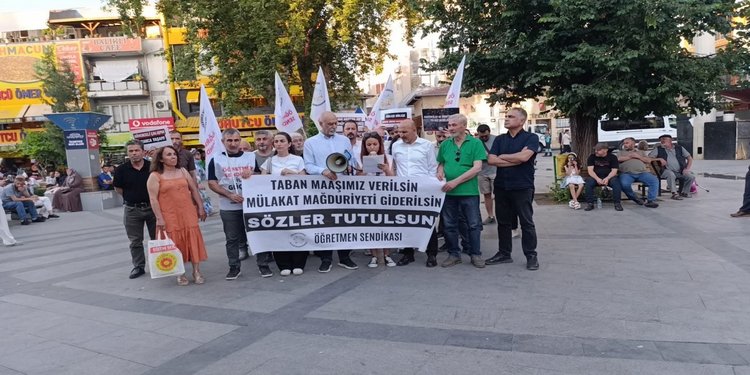Dîlok’ta eğitim emekçilerinden örgütlenme çağrısı Dîlok’ta eğitim emekçilerinden örgütlenme çağrısı