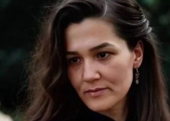 Öğretmenini katleden ve 6 kişiyi yaralayan sanığa 37 yıl 6 ay hapis Öğretmenini katleden ve 6 kişiyi yaralayan sanığa 37 yıl 6 ay hapis