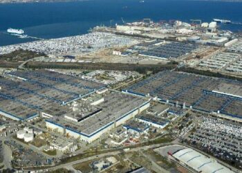 Ford Otosan’da iş kazası: 3 işçi yaralandı Ford Otosan’da iş kazası: 3 işçi yaralandı