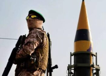 İran Devrim Muhafızları’ndan Hürmüz Boğazı açıklaması: ‘Yaklaşmak düşmanla işbirliği sayılacak’ İran Devrim Muhafızları’ndan Hürmüz Boğazı açıklaması: ‘Yaklaşmak düşmanla işbirliği sayılacak’