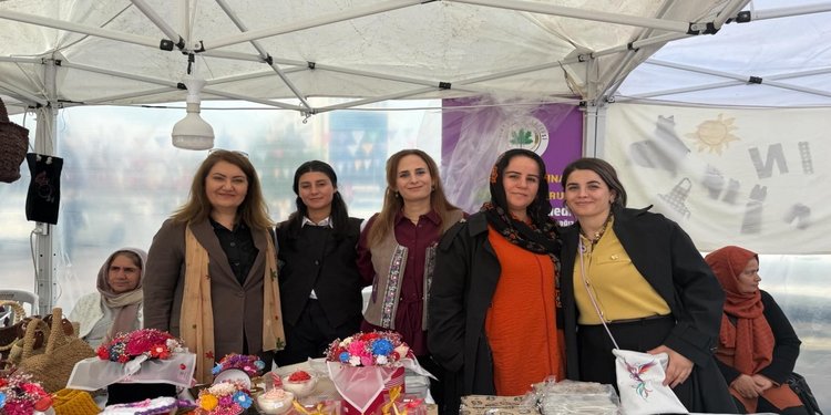 Kazançlarını DMD hastası çocuklara bağışladılar Kazançlarını DMD hastası çocuklara bağışladılar