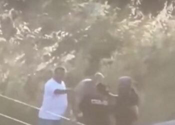 Mersin’de yurttaşa polis işkencesi Mersin’de yurttaşa polis işkencesi