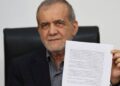 Pezeşkiyan antlaşmayı imzaladı