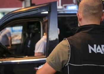 TRT Genel Sekreterinin aracında 7 buçuk kilo uyuşturucu yakalandı TRT Genel Sekreterinin aracında 7 buçuk kilo uyuşturucu yakalandı