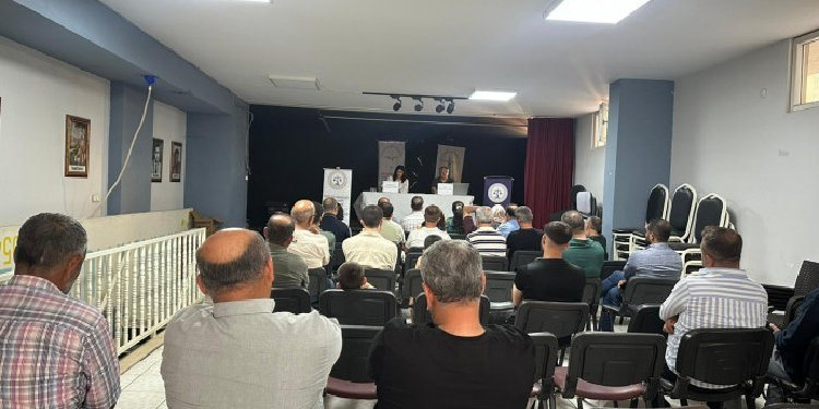 Mêrdîn’de Anayasa ve uluslararası hukuk çerçevesinde dil hakları konuşuldu Mêrdîn’de Anayasa ve uluslararası hukuk çerçevesinde dil hakları konuşuldu