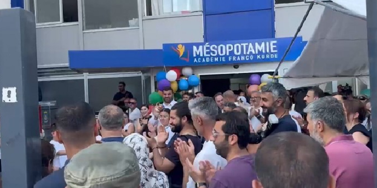 Paris’te Mezopotamya Dil ve Kültür Akademisi açıldı Paris’te Mezopotamya Dil ve Kültür Akademisi açıldı