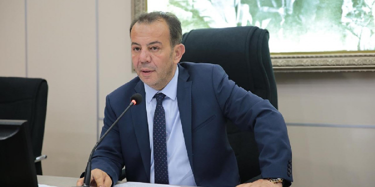 Tanju Özcan’a cinsel saldırıdan soruşturma açıldı Tanju Özcan’a cinsel saldırıdan soruşturma açıldı