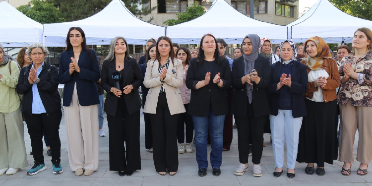 Wan’da 3 günlük kadın emeği festivali başlıyor Wan’da 3 günlük kadın emeği festivali başlıyor