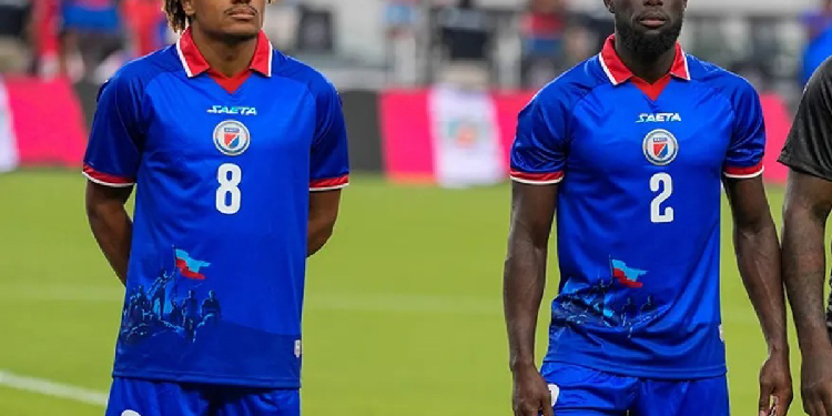 FIFA Haiti formasını siyasi buldu, Haiti forma tasarımını değiştirdi FIFA Haiti formasını siyasi buldu, Haiti forma tasarımını değiştirdi