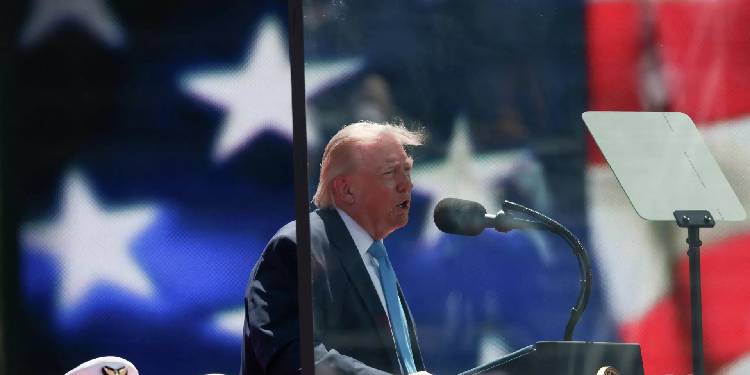 Trump: Hürmüz Boğazı’ndan 19 milyon varil geçti, tüm zamanların rekoru Trump: Hürmüz Boğazı’ndan 19 milyon varil geçti, tüm zamanların rekoru