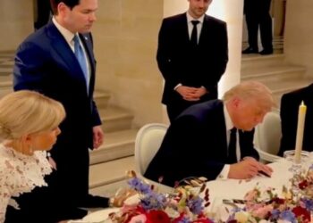 Trump, İran protokolünü imzaladı Trump, İran protokolünü imzaladı