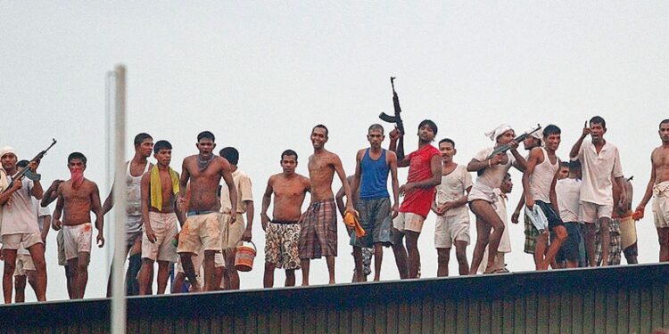 Sri Lanka’daki cezaevinde 25 kişi yaşamını yitirdi Sri Lanka’daki cezaevinde 25 kişi yaşamını yitirdi