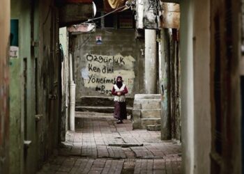 ‘Yoksulluğa karşı toplumsal dayanışma mekanizması güçlendirilmeli’