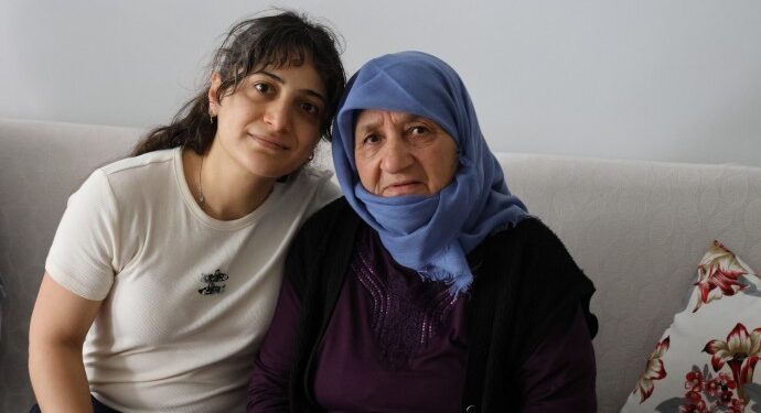 HDP’li eşbaşkan Yaprak Taşcı tahliye edildi
