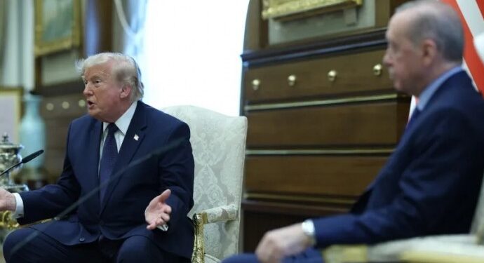 Ankara Havalimanı’nda bir binaya Trump’ın adı verildi Ankara Havalimanı’nda bir binaya Trump’ın adı verildi