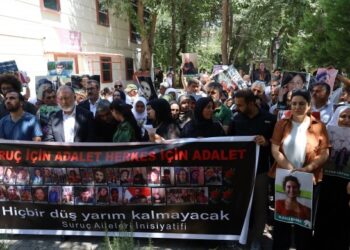33 düş yolcusu katledildiği yerde anıldı: Düşlerini gerçekleştireceğiz 33 düş yolcusu katledildiği yerde anıldı: Düşlerini gerçekleştireceğiz