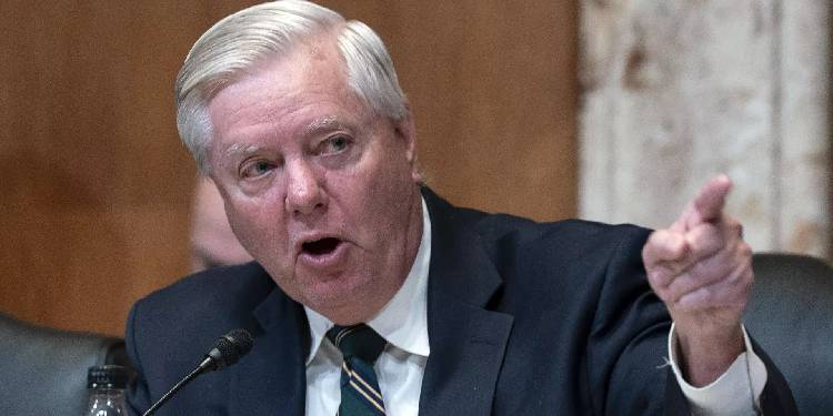 ABD’li Senatör Graham’ın ani ölümü Ukrayna’da endişe yarattı ABD’li Senatör Graham’ın ani ölümü Ukrayna’da endişe yarattı