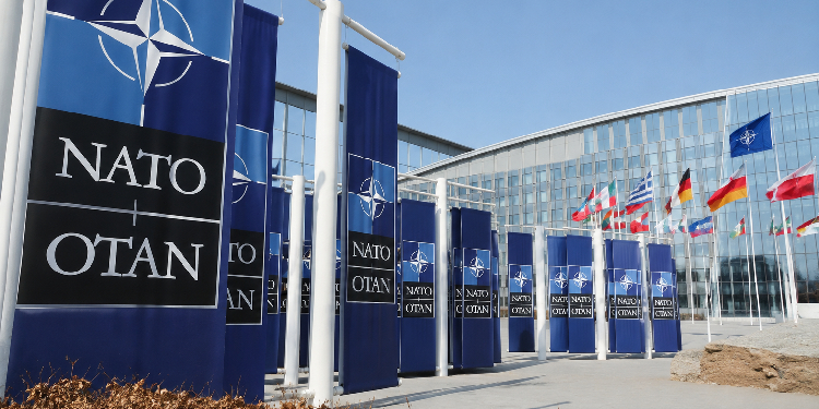 Fehim Taştekin: NATO Zirvesi, yeni askeri stratejinin ve savaş ekonomisinin göstergesi