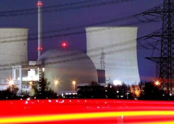Alman basını: Uzun süreli elektrik kesintilerine karşı gizli acil durum planı hazırlanıyor Alman basını: Uzun süreli elektrik kesintilerine karşı gizli acil durum planı hazırlanıyor