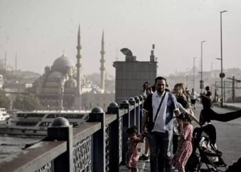 AKOM’dan İstanbul için cumartesi alarmı: Kuvvetli sağanak geliyor