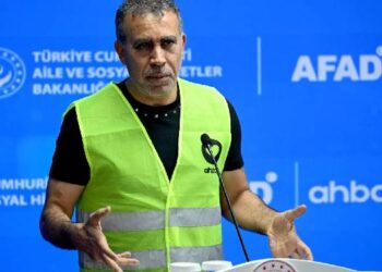 Ahbap Derneği ve şüphelilerin mal varlıklarına el konuldu Ahbap Derneği ve şüphelilerin mal varlıklarına el konuldu