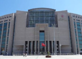 İBB davasında: İmamoğlu salondan çıkarıldı