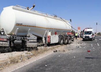 Qoser’de kaza: 1 kişi yaşamını yitirdi Qoser’de kaza: 1 kişi yaşamını yitirdi