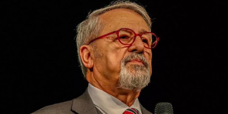 Prof. Dr. Naci Görür, ‘geriliyor’ diyerek Marmara’yı uyardı Prof. Dr. Naci Görür, ‘geriliyor’ diyerek Marmara’yı uyardı