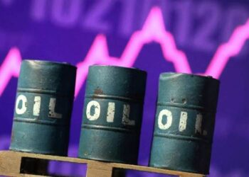 ABD ve İran arasındaki yeni saldırılar nedeniyle petrol fiyatları yüzde 2’den fazla yükseldi ABD ve İran arasındaki yeni saldırılar nedeniyle petrol fiyatları yüzde 2’den fazla yükseldi