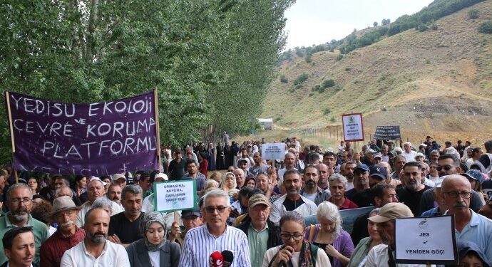 Licik’te JES’e karşı kitlesel eylem: ‘Sözün bittiği, mücadelenin başladığı yerdeyiz’ Licik’te JES’e karşı kitlesel eylem: ‘Sözün bittiği, mücadelenin başladığı yerdeyiz’