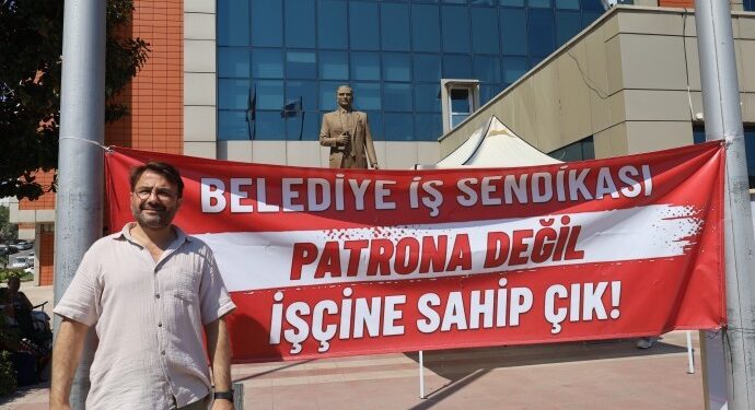 İşine geri dönmek için eylemini sürdüren Mengikaon: Talebim çok net İşine geri dönmek için eylemini sürdüren Mengikaon: Talebim çok net