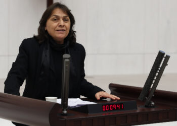 Özgül Saki’den Mabel Matiz’e destek: “Sansür politikalarını kabul etmiyoruz” Özgül Saki’den Mabel Matiz’e destek: “Sansür politikalarını kabul etmiyoruz”