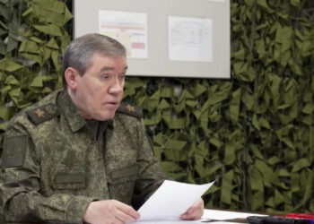 Rusya Genelkurmay Başkanı Gerasimov: ‘Tüm hatlarda ilerliyoruz’