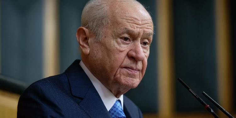 Bahçeli’den siyasi partiler yasası çağrısı: Seçim sistemi yeniden düzenlenmeli Bahçeli’den siyasi partiler yasası çağrısı: Seçim sistemi yeniden düzenlenmeli