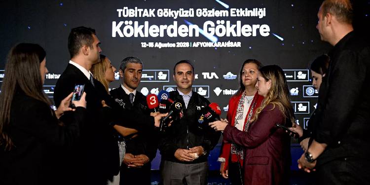 Türkiye Ay aracını 2027’nin ilk aylarında uzaya fırlatacak Türkiye Ay aracını 2027’nin ilk aylarında uzaya fırlatacak