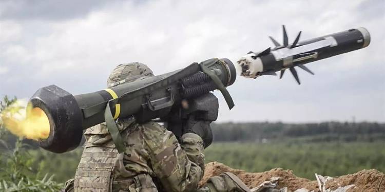 Ukrayna yardımları ABD stoklarını eritti: Javelin için en az 6 yıl beklenecek Ukrayna yardımları ABD stoklarını eritti: Javelin için en az 6 yıl beklenecek