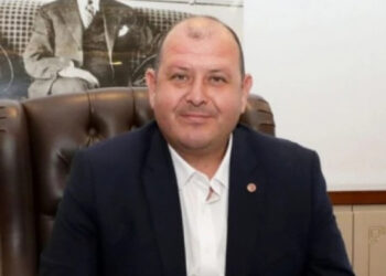 Menderes Belediyesi Başkanı tutuklandı Menderes Belediyesi Başkanı tutuklandı