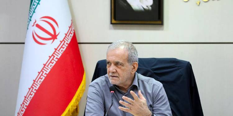 Pezeşkiyan: İran savaşı büyütmek istemiyor, ancak topraklarını savunacak Pezeşkiyan: İran savaşı büyütmek istemiyor, ancak topraklarını savunacak