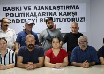Polis baskısını protesto ettiler Polis baskısını protesto ettiler