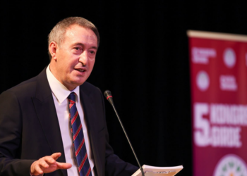Tuncer Bakırhan: Demokratik Cumhuriyet Hareketini başlatıyoruz, Türkiye’yi yönetmeye talibiz