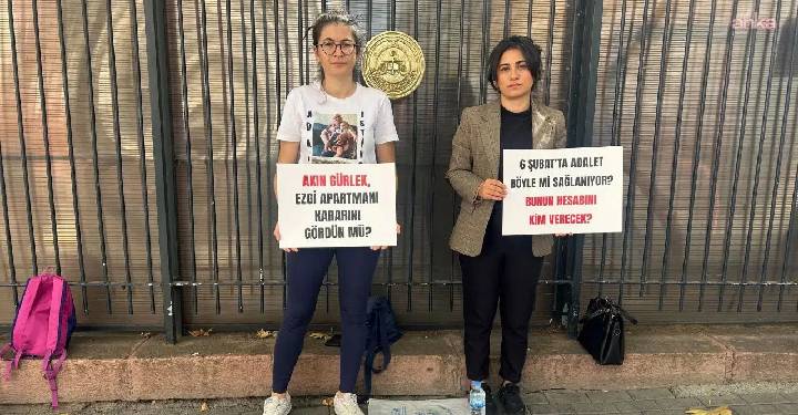 Ezgi Apartmanı kararına tepki: Döne Kaya Adalet Bakanlığı önünde nöbete başladı Ezgi Apartmanı kararına tepki: Döne Kaya Adalet Bakanlığı önünde nöbete başladı
